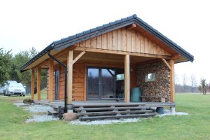 Hirsisauna Lemmakissa. margus@kasinveistetythirsitalot.eu +372 511 6172